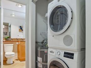 275 W Roy Street 216, Seattle WA 98119