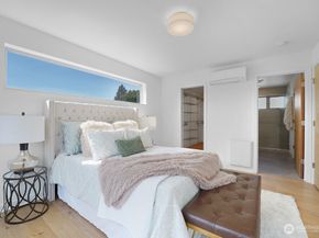 3236 W Government Way, Seattle WA 98199