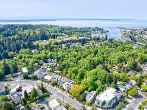 3236 W Government Way, Seattle WA 98199