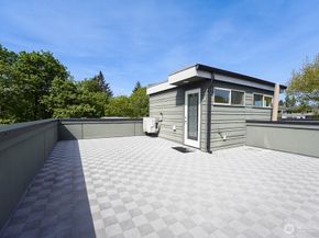 3236 W Government Way, Seattle WA 98199