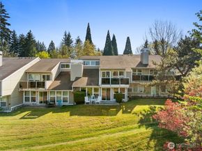 15662 NE 70th Court, Redmond WA 98052