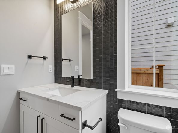 1412 238th Street SE, Bothell WA 98021
