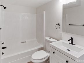 1602 Naval Avenue 27, Bremerton WA 98312