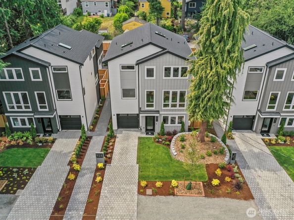 9017 Dibble Avenue NW, Seattle WA 98117