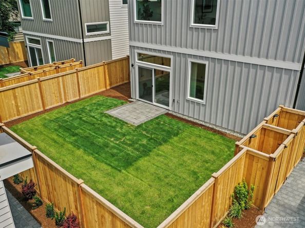 9017 Dibble Avenue NW, Seattle WA 98117