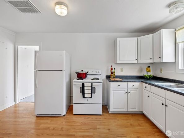 3001 Wheaton Way, Bremerton WA 98310