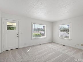 3001 Wheaton Way, Bremerton WA 98310