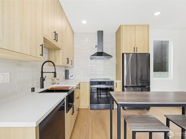 8105 B 18th Avenue SW, Seattle WA 98106