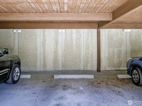 2858 32nd Avenue W 302, Seattle WA 98199