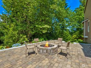 15482 NE 119th Way, Redmond WA 98052