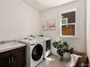 15482 NE 119th Way, Redmond WA 98052