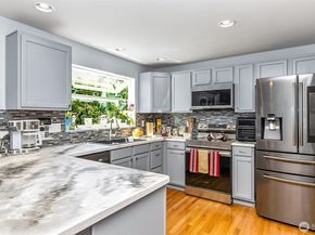 526 Avenue J, Snohomish WA 98290