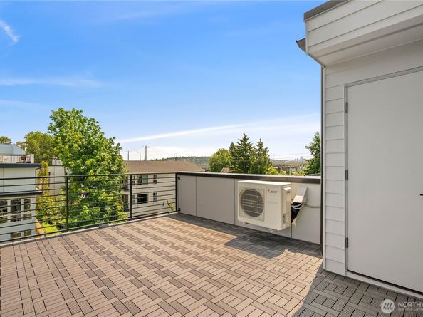 3609 Linden Avenue N, Seattle WA 98103