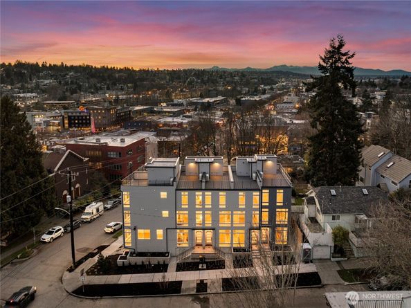 3609 Linden Avenue N, Seattle WA 98103