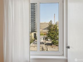 1300 University Street 7C, Seattle WA 98101