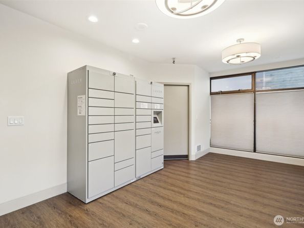 1300 University Street 7C, Seattle WA 98101