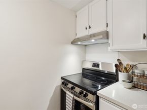 1300 University Street 7C, Seattle WA 98101