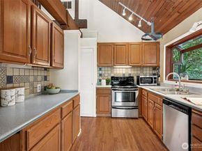 15602 26th Avenue SW, Burien WA 98166