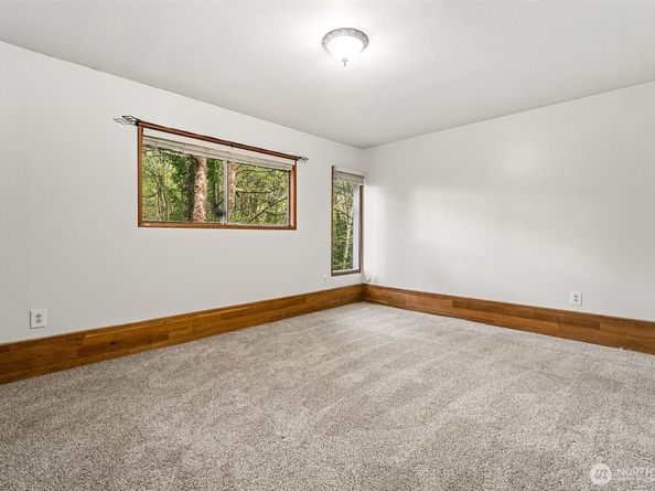 15602 26th Avenue SW, Burien WA 98166