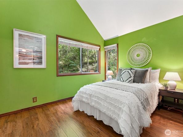 15602 26th Avenue SW, Burien WA 98166