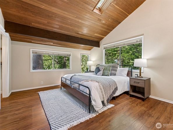 15602 26th Avenue SW, Burien WA 98166