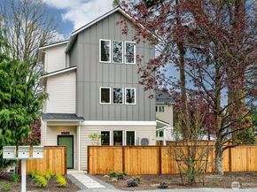 10706 Fremont Avenue N, Seattle WA 98133