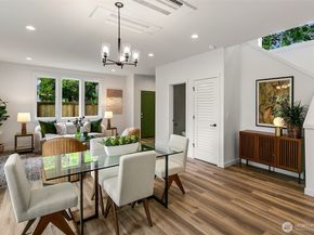 10706 Fremont Avenue N, Seattle WA 98133