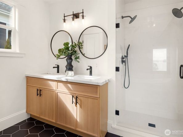 3807 E Jefferson Street, Seattle WA 98122