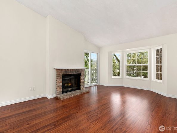 12389 SE 41st Lane 63, Bellevue WA 98006