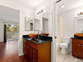 12389 SE 41st Lane 63, Bellevue WA 98006