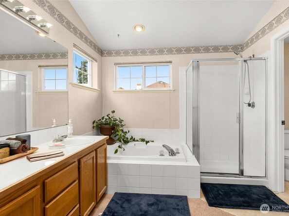 19013 112th Place SE, Renton WA 98055