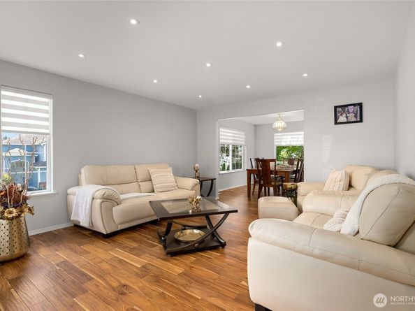 19013 112th Place SE, Renton WA 98055