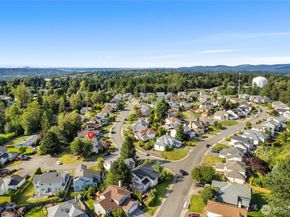 19013 112th Place SE, Renton WA 98055