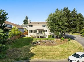 19013 112th Place SE, Renton WA 98055