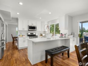 19013 112th Place SE, Renton WA 98055