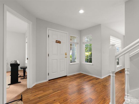 19013 112th Place SE, Renton WA 98055