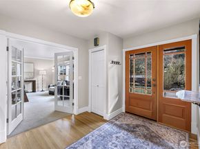 403 Slater Street S, Kirkland WA 98033