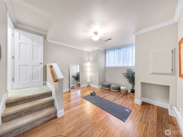 403 Slater Street S, Kirkland WA 98033