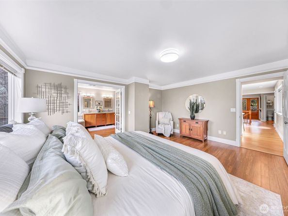 403 Slater Street S, Kirkland WA 98033