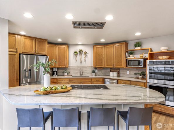 403 Slater Street S, Kirkland WA 98033