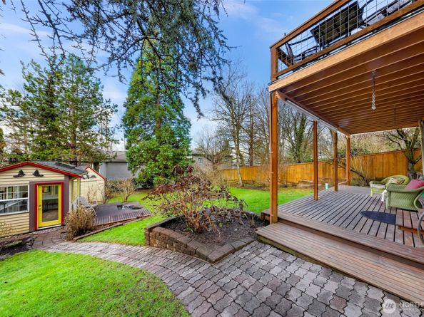 403 Slater Street S, Kirkland WA 98033