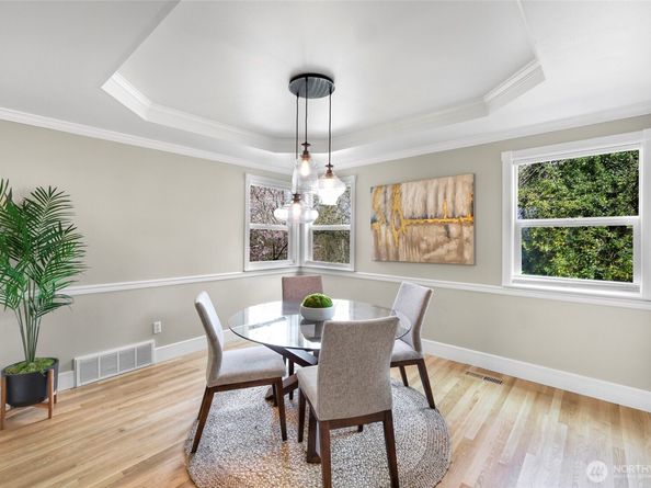 403 Slater Street S, Kirkland WA 98033