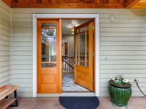 403 Slater Street S, Kirkland WA 98033