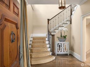 463 39th Avenue E, Seattle WA 98112
