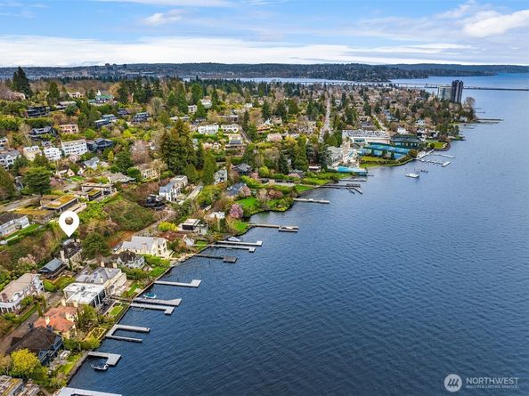 463 39th Avenue E, Seattle WA 98112
