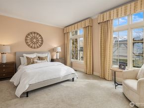 463 39th Avenue E, Seattle WA 98112