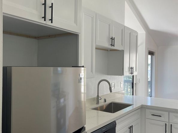 11419 99 Place NE 301, Kirkland WA 98033