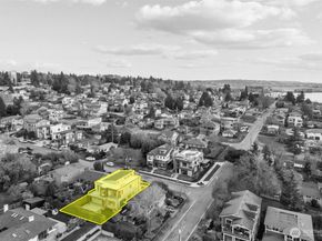 904 N 33rd Place, Renton WA 98056