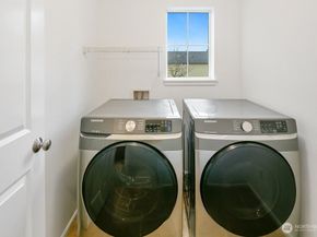 9522 25th Drive SE, Everett WA 98208