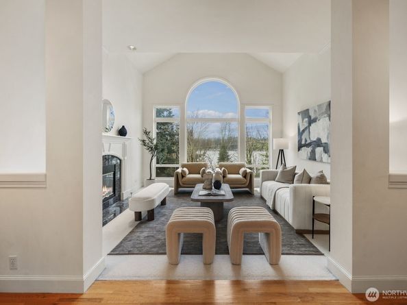 1665 204th Avenue NE, Sammamish WA 98074